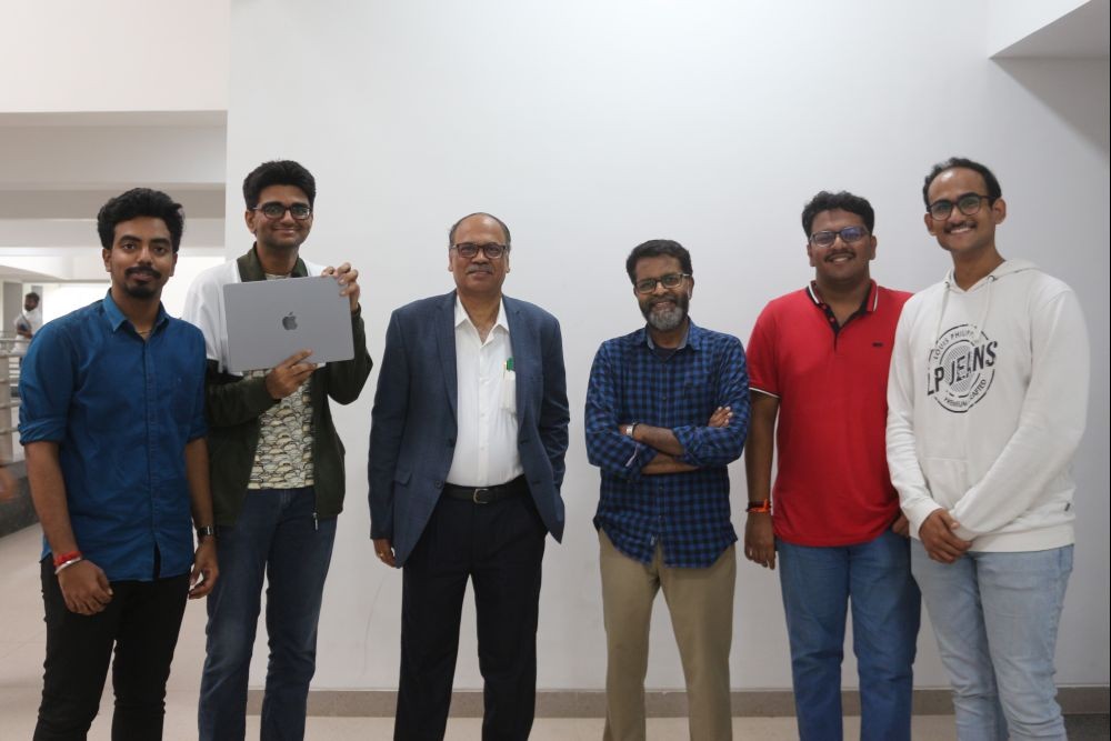 From left to right:  Adithya Vedhamani, L Achintya, Prof SK Bhattacharyya, Dr T Nagarajan, Vishwa Kumaresh and K Lohith Saradhi